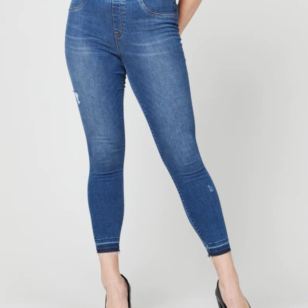 NWT - Spanx Distressed Ankle Skinny Jeans, Medium Wash